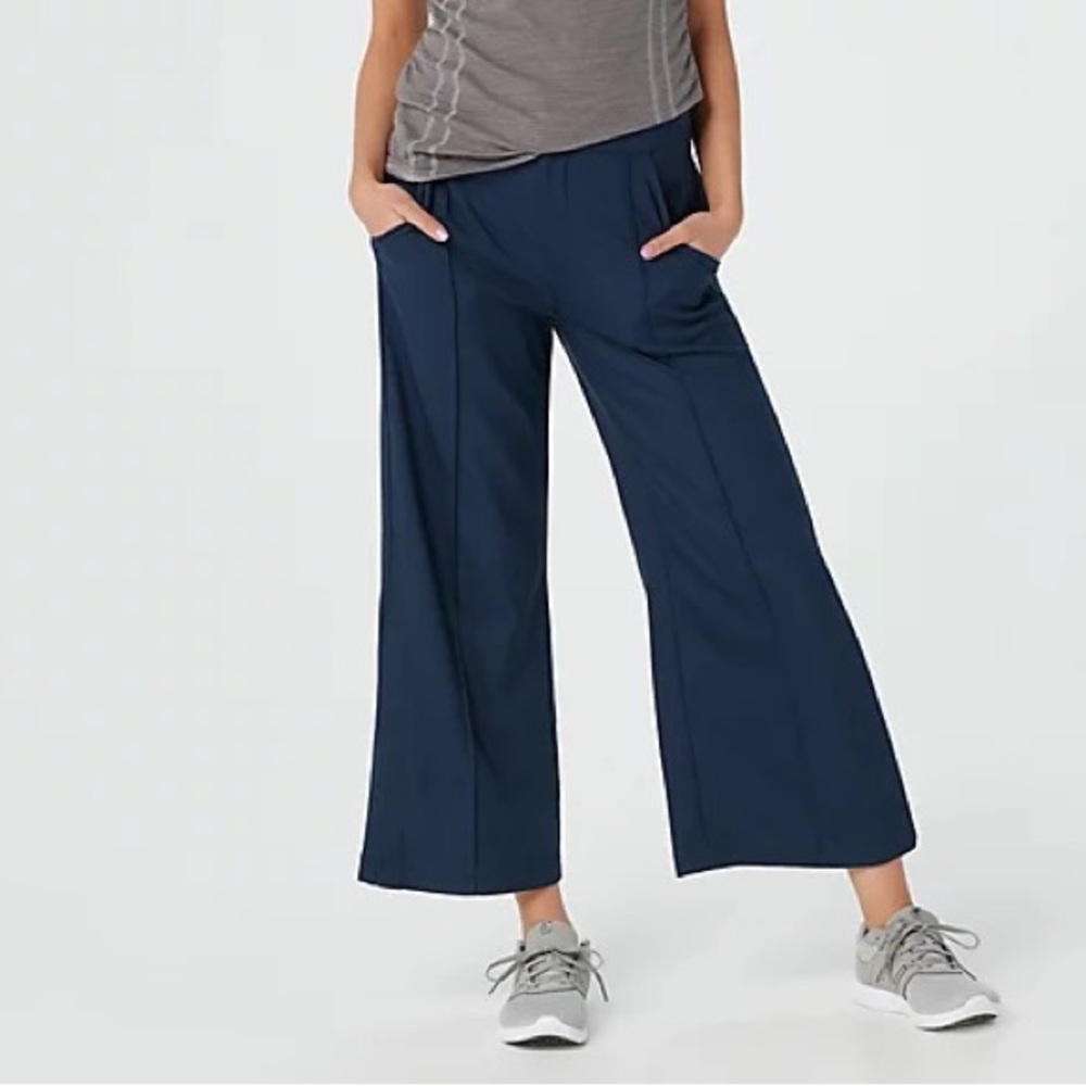 New Zuda z-eco cropped wide leg pants with snaps size Large